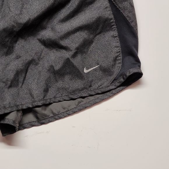 Nike running shorts girls large @A8 - Picture 4 of 5